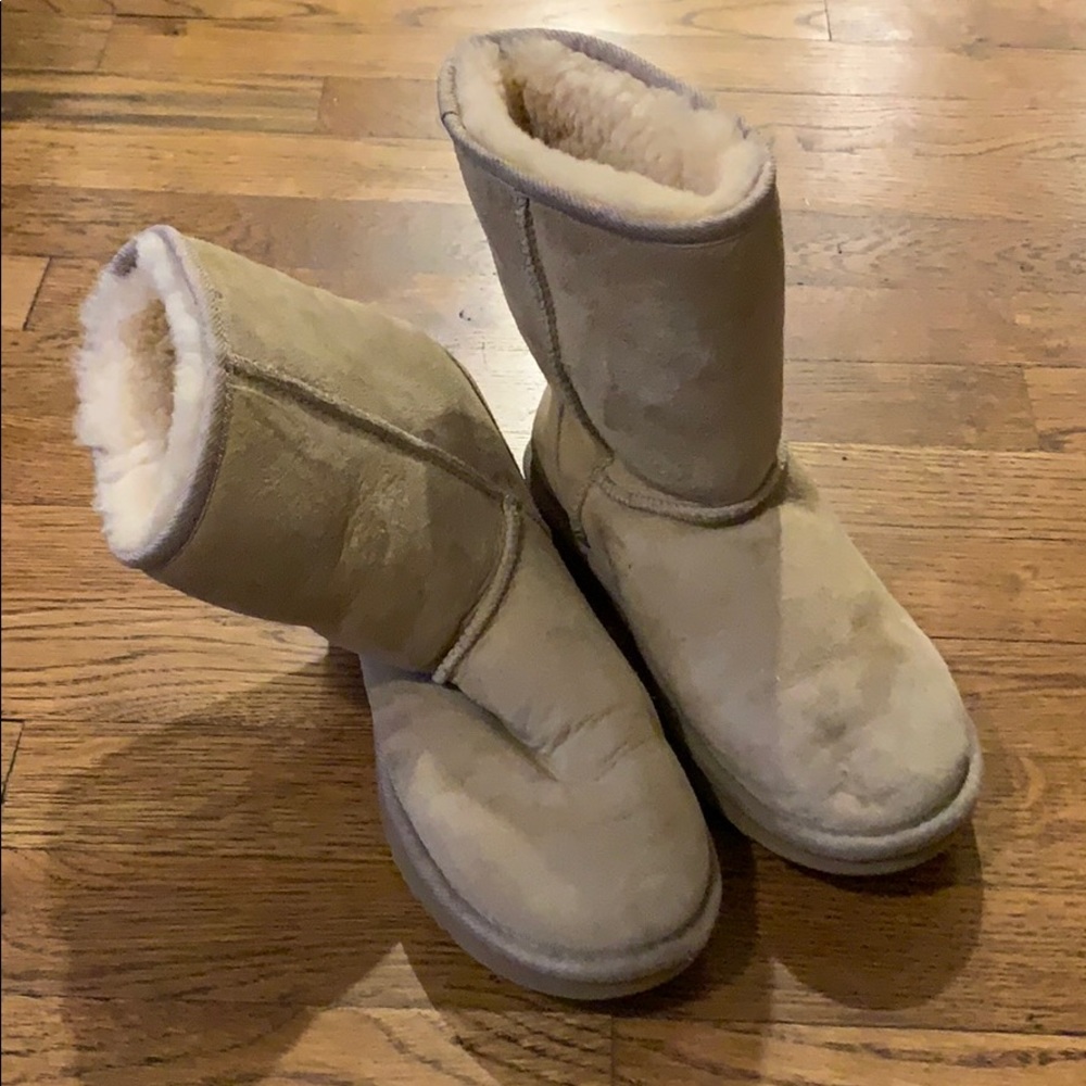 Ugg boots classic short